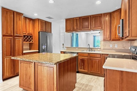 House in Dunedin, Florida 3 bedrooms, 176.51 sq.m. № 2290598 - photo 14