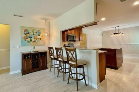 House in Dunedin, Florida 3 bedrooms, 176.51 sq.m. № 2290598 - photo 10