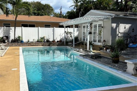 House in Fort Lauderdale, Florida 66.89 sq.m. № 2075355 - photo 9