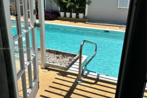 House in Fort Lauderdale, Florida 66.89 sq.m. № 2075355 - photo 4