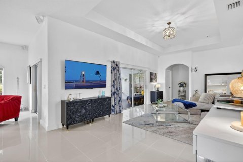 Villa ou maison à vendre à Port St. Lucie, Floride: 3 chambres, 183.3 m2 № 2315447 - photo 8