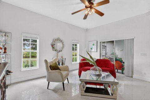 Villa ou maison à vendre à Port St. Lucie, Floride: 3 chambres, 183.3 m2 № 2315447 - photo 13