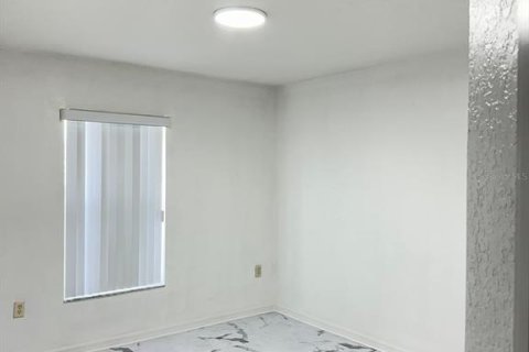 Villa ou maison à louer à Ocala, Floride: 3 chambres, 167.41 m2 № 2399258 - photo 14