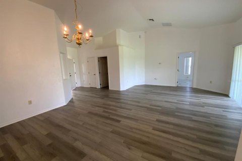 Villa ou maison à louer à Ocala, Floride: 3 chambres, 167.41 m2 № 2399258 - photo 3