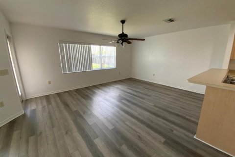 Villa ou maison à louer à Ocala, Floride: 3 chambres, 167.41 m2 № 2399258 - photo 10