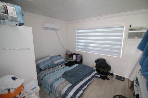 House in Miami, Florida 2 bedrooms, 88.07 sq.m. № 1947952 - photo 16