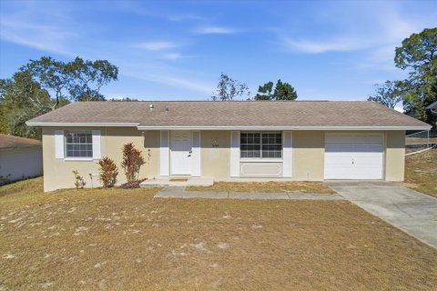 Villa ou maison à Spring Hill, Floride 2 chambres, 103.96 m2 № 2408851