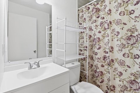 Villa ou maison à vendre à Spring Hill, Floride: 2 chambres, 103.96 m2 № 2408851 - photo 29