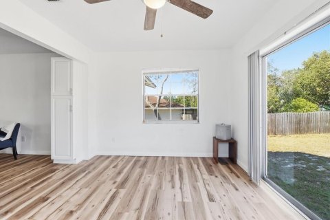 Villa ou maison à vendre à Spring Hill, Floride: 2 chambres, 103.96 m2 № 2408851 - photo 21