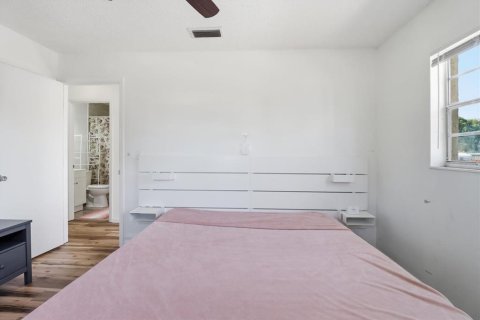 Villa ou maison à vendre à Spring Hill, Floride: 2 chambres, 103.96 m2 № 2408851 - photo 24