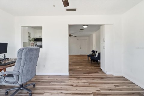 Villa ou maison à vendre à Spring Hill, Floride: 2 chambres, 103.96 m2 № 2408851 - photo 20