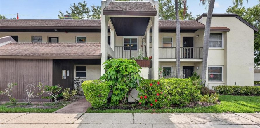 Condo in Largo, Florida, 1 bedroom  № 2157955