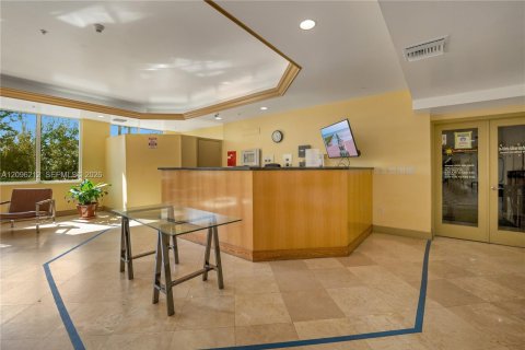 Copropriété à vendre à Miami, Floride: 2 chambres, 78.22 m2 № 2393373 - photo 23