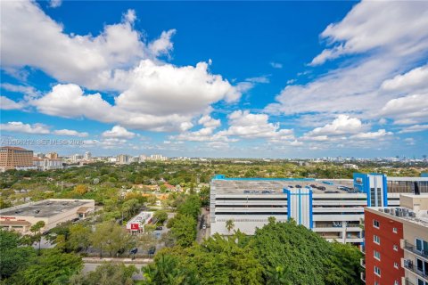 Copropriété à vendre à Miami, Floride: 2 chambres, 78.22 m2 № 2393373 - photo 21