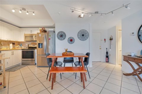 Copropriété à vendre à Miami, Floride: 2 chambres, 78.22 m2 № 2393373 - photo 9