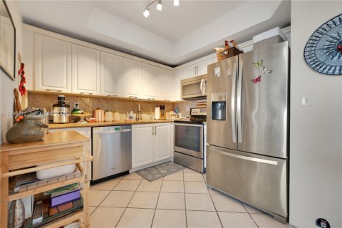 Copropriété à vendre à Miami, Floride: 2 chambres, 78.22 m2 № 2393373 - photo 6