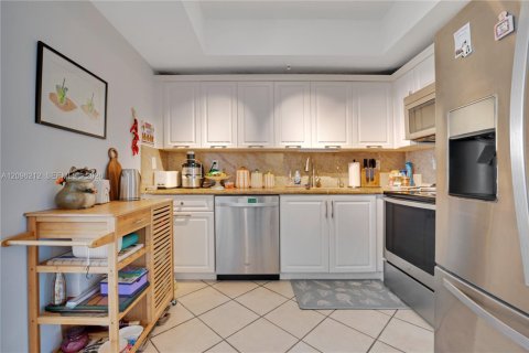 Copropriété à vendre à Miami, Floride: 2 chambres, 78.22 m2 № 2393373 - photo 7