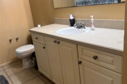 Condominio en venta en Kissimmee, Florida, 1 dormitorio, 68.1 m2 № 2098769 - foto 12