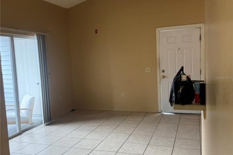 Condominio en venta en Kissimmee, Florida, 1 dormitorio, 68.1 m2 № 2098769 - foto 13