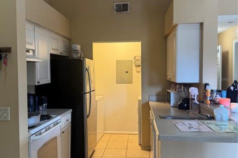 Condominio en venta en Kissimmee, Florida, 1 dormitorio, 68.1 m2 № 2098769 - foto 5