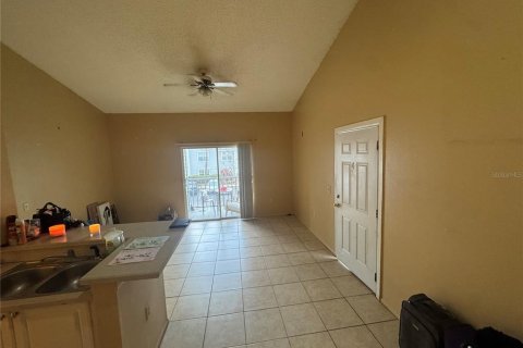 Condominio en venta en Kissimmee, Florida, 1 dormitorio, 68.1 m2 № 2098769 - foto 9