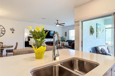 Villa ou maison à vendre à Edgewater, Floride: 4 chambres, 168.99 m2 № 2306752 - photo 18
