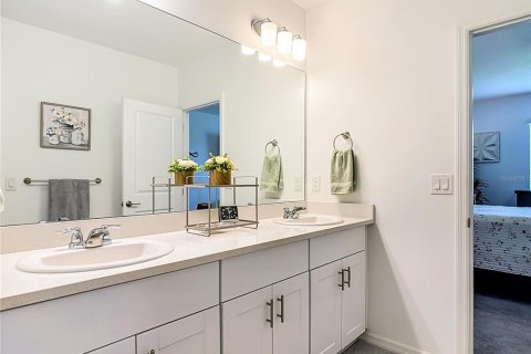 Villa ou maison à vendre à Edgewater, Floride: 4 chambres, 168.99 m2 № 2306752 - photo 30