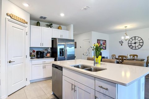 Villa ou maison à vendre à Edgewater, Floride: 4 chambres, 168.99 m2 № 2306752 - photo 17