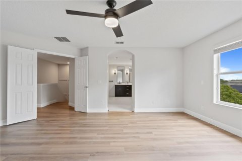 House in Ocoee, Florida 4 bedrooms, 243.96 sq.m. № 1670620 - photo 22