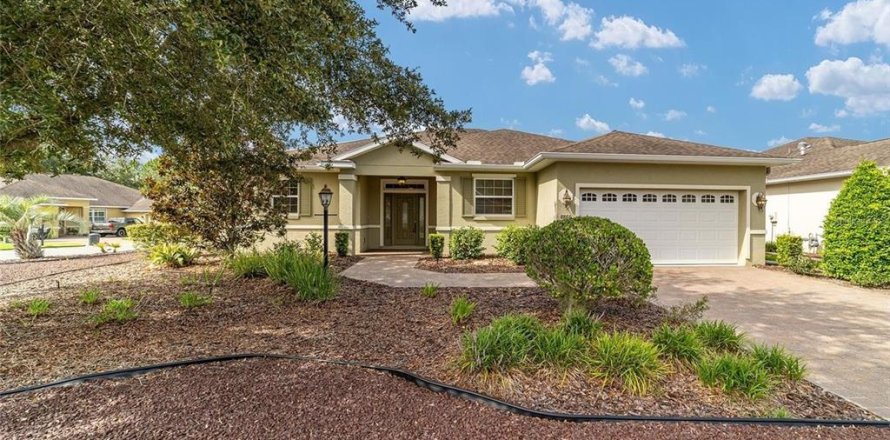 Casa en Ocala, Florida 3 dormitorios, 185.43 m2 № 1681002