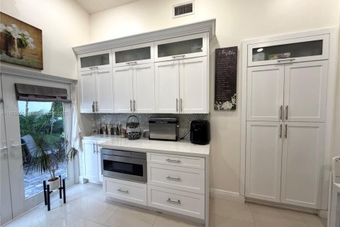 Купить виллу или дом в Хайалиа, Флорида 3 спальни, 130.06м2, № 1958701 - фото 22