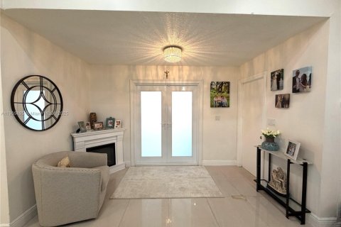 Купить виллу или дом в Хайалиа, Флорида 3 спальни, 130.06м2, № 1958701 - фото 13