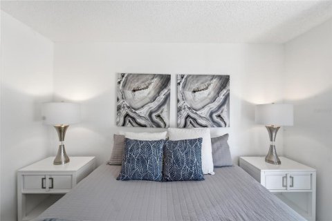 Touwnhouse à vendre à Kissimmee, Floride: 3 chambres, 119.94 m2 № 2131879 - photo 24