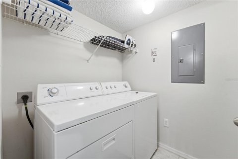 Touwnhouse à vendre à Kissimmee, Floride: 3 chambres, 119.94 m2 № 2131879 - photo 18
