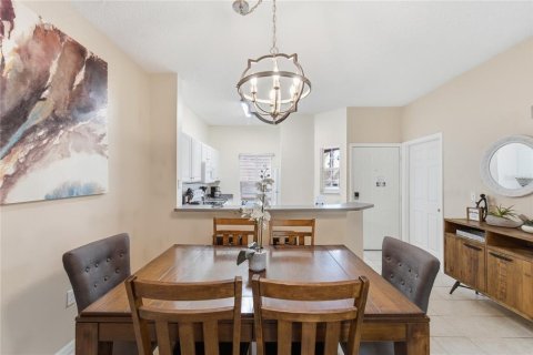 Touwnhouse à vendre à Kissimmee, Floride: 3 chambres, 119.94 m2 № 2131879 - photo 14