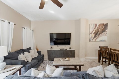Touwnhouse à vendre à Kissimmee, Floride: 3 chambres, 119.94 m2 № 2131879 - photo 15