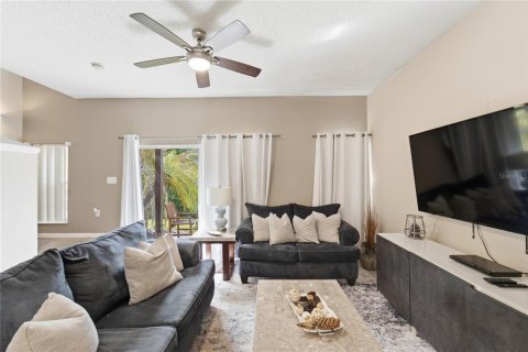 Touwnhouse à vendre à Kissimmee, Floride: 3 chambres, 119.94 m2 № 2131879 - photo 12