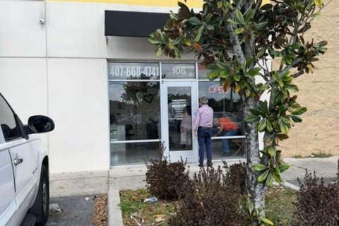 Propiedad comercial en venta en Orlando, Florida № 2214060 - foto 2