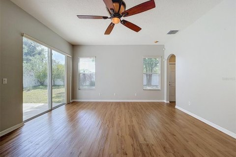 Купить виллу или дом в Довер, Флорида 3 комнаты, 202.99м2, № 2221413 - фото 20