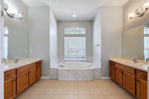 Купить виллу или дом в Довер, Флорида 3 комнаты, 202.99м2, № 2221413 - фото 27