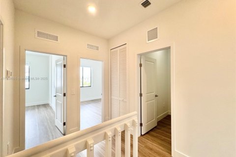 Adosado en alquiler en Homestead, Florida, 3 dormitorios, 173.73 m2 № 1978215 - foto 12