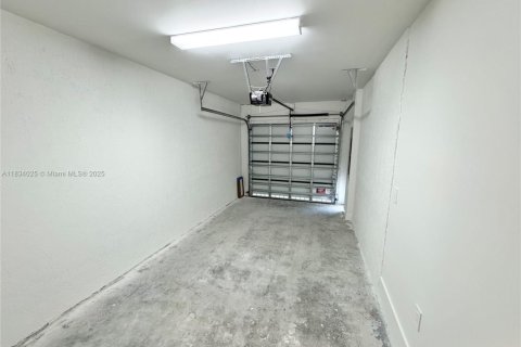 Adosado en alquiler en Homestead, Florida, 3 dormitorios, 173.73 m2 № 1978215 - foto 11