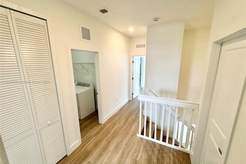 Adosado en alquiler en Homestead, Florida, 3 dormitorios, 173.73 m2 № 1978215 - foto 15