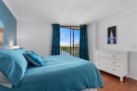 Condominio en venta en Clearwater, Florida, 2 dormitorios, 89.19 m2 № 1511415 - foto 25