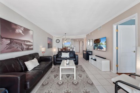 Condominio en venta en Clearwater, Florida, 2 dormitorios, 89.19 m2 № 1511415 - foto 15