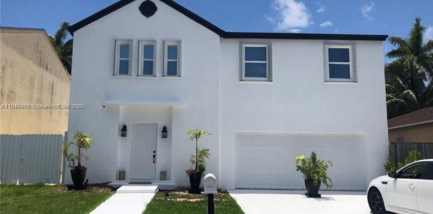 Villa ou maison à Homestead, Floride 4 chambres, 198.44 m2 № 1845807