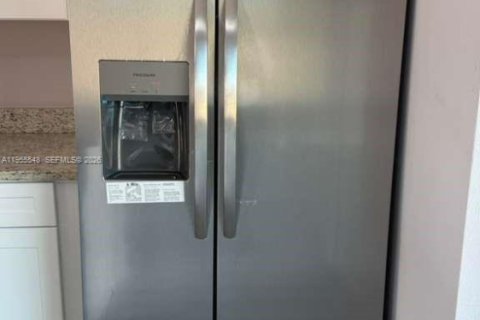 Снять в аренду виллу или дом в Себринг, Флорида 4 спальни, 207.92м2, № 2010298 - фото 9