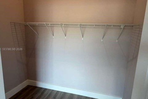 Снять в аренду виллу или дом в Себринг, Флорида 4 спальни, 207.92м2, № 2010298 - фото 26