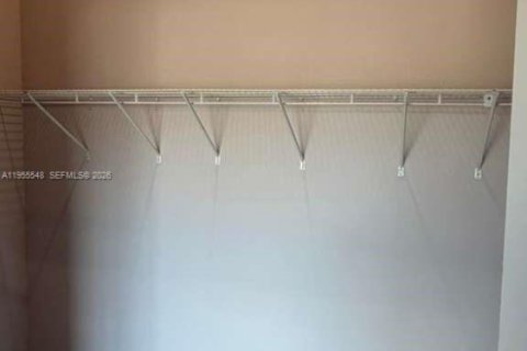 Снять в аренду виллу или дом в Себринг, Флорида 4 спальни, 207.92м2, № 2010298 - фото 27