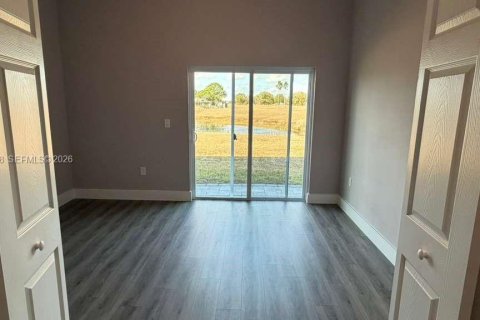 Снять в аренду виллу или дом в Себринг, Флорида 4 спальни, 207.92м2, № 2010298 - фото 28